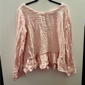 Size medium light pink blouse!…